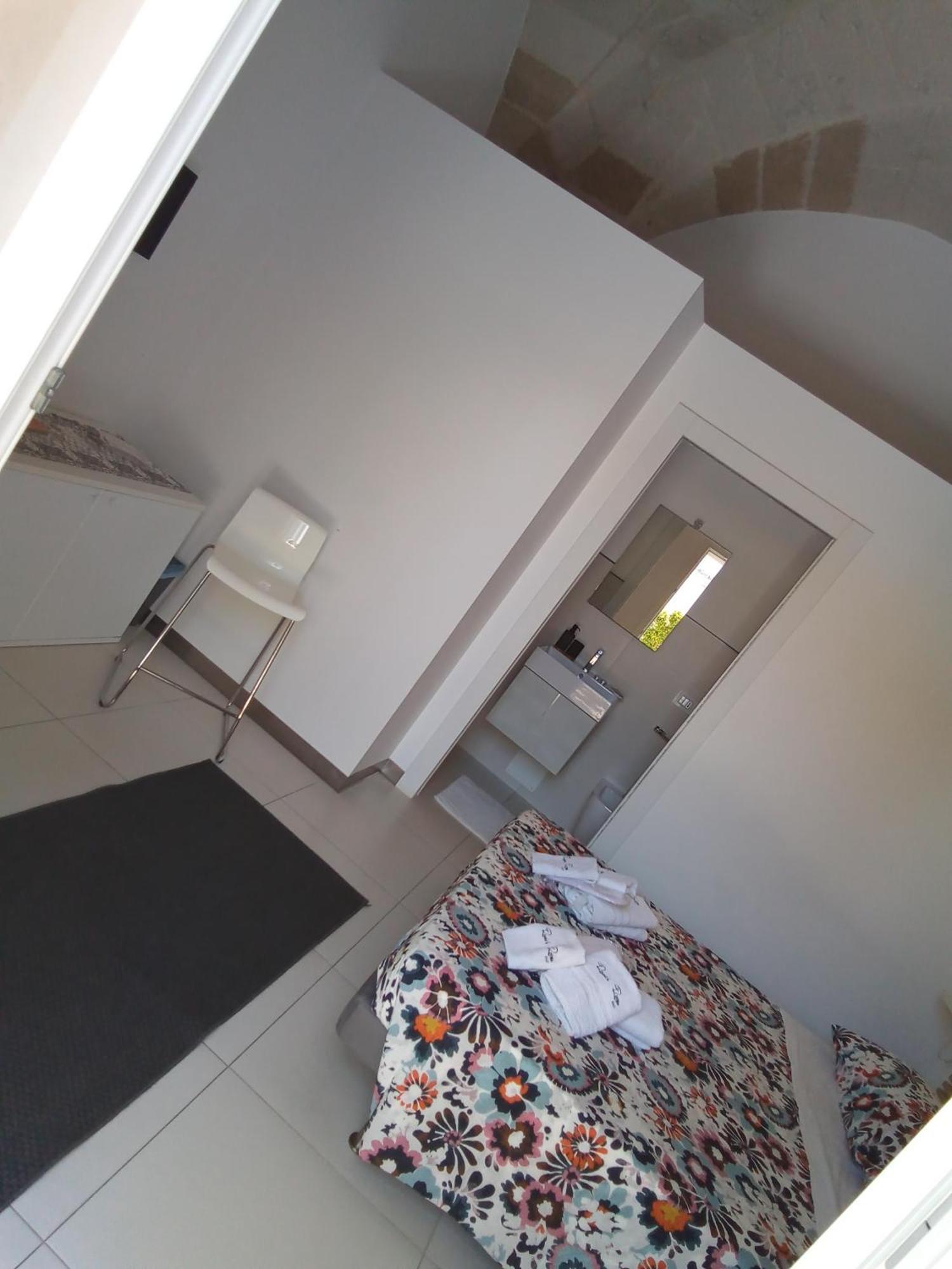 Rescio's Rooms Cavallino di Lecce Exterior foto
