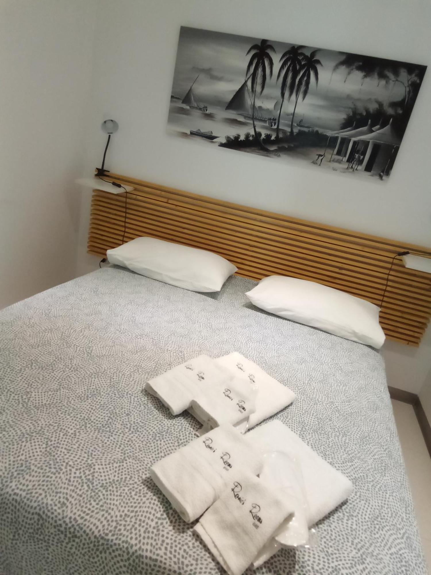 Rescio's Rooms Cavallino di Lecce Exterior foto